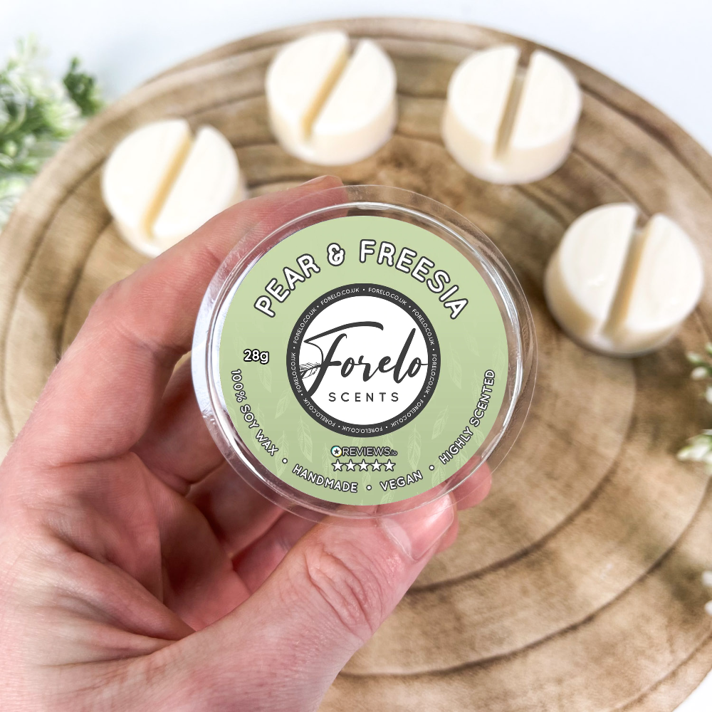 Pear & Freesia · Unisex Soy Wax Melt
