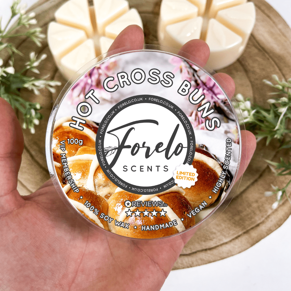 Hot Cross Buns Soy Wax Melt – Sweet, Spiced Home Fragrance - Forelo Scents