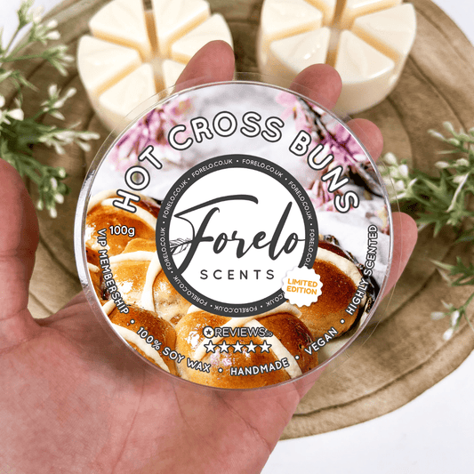 Hot Cross Buns Soy Wax Melt – Sweet, Spiced Home Fragrance - Forelo Scents